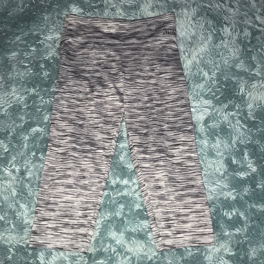 striped cropped leggings